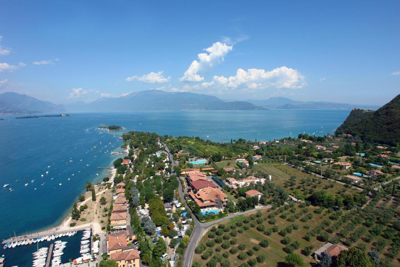 Residence Miralago Rooms & Apartments Manerba del Garda Pokój zdjęcie